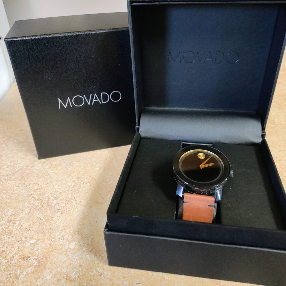 Movado Unisex Bold Large Leather Watch Model: 3600305